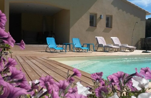 Solaro Apartment | Comfortable room - 1 star Office Tourisme - 2 pers - Swimming pool - Walking distance to the beach