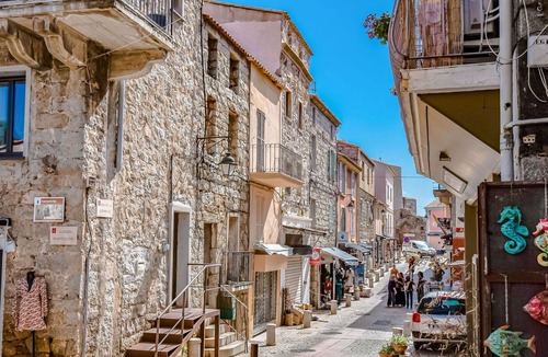 Sainte-Lucie-de-Porto-Vecchio Apartment | Cosy apartment for 6 guests with A/C, pool, WIFI, TV, terrace and parking
