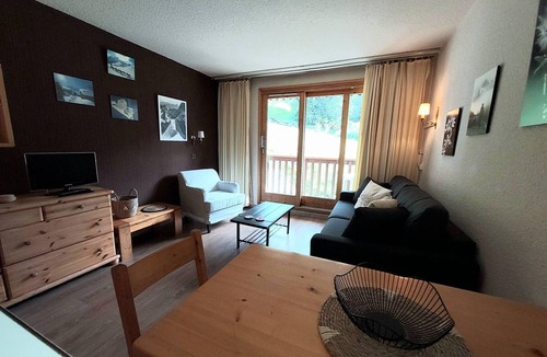 Valmorel Apartment | Cozy 2-Room Ski-In/Out Apartment with Balcony, Near Slopes and Shops in Valmorel