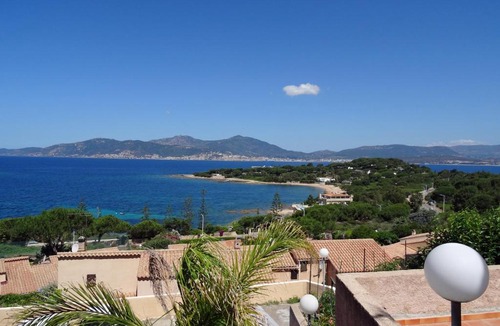 Porticcio Apartment | Douceur du soir - Duplex 45m2 - Terrasse - Jardinet - Wifi fibre - Plage à pied