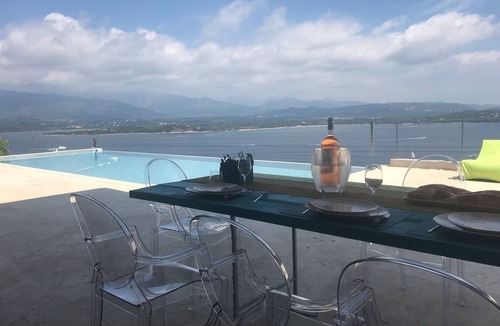 Porto-Vecchio House | Exceptional villa facing the sea