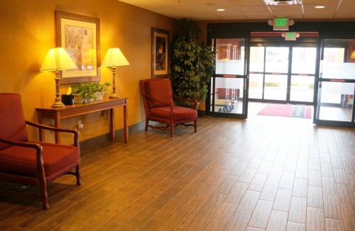 Kingman Hotel | Explore the Grand Canyon: Kingman Suite Close to Downtown