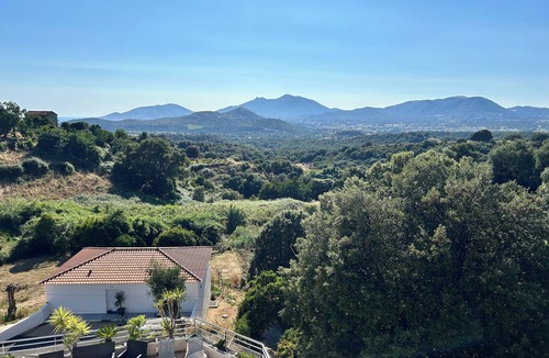Bastelicaccia Apartment | F3 in a charming villa in a quiet location shared swimming pool panoramic sea and mountain view