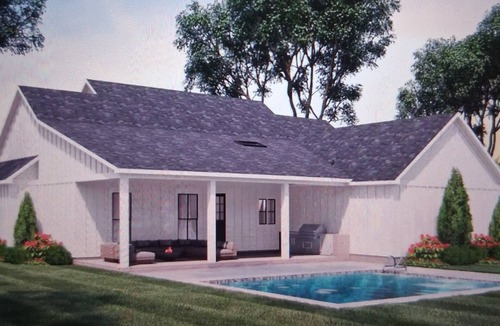 Farmington House | Fabulous 3-bedroom 2 full bath house with heated outdoor pool and all ammenities