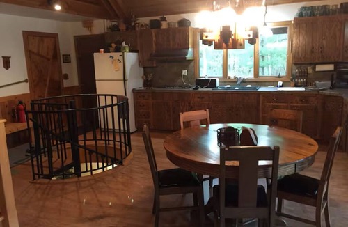 Hackensack Cabin | Fabulous 3-bedroom cabin in charming Hackensack for your getaway