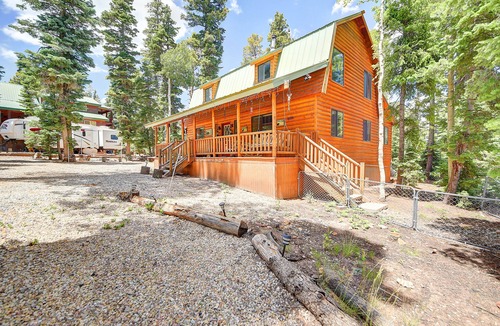 Meadow View Heights Cabin | Family Mountain Retreat Sleeps 11 Views, ATV Trails & Near Bryce Canyon