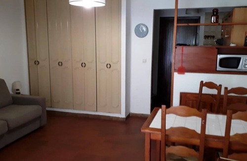 Pineto Apartment | Furnished air-conditioned studio on Lido de la Marana 100 m from the sea