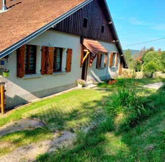 Basse-sur-le-Rupt Apartment | Gîte "Le Grenier du Roc" au coeur de la forêt vosgienne à Basse-sur-le-Rupt