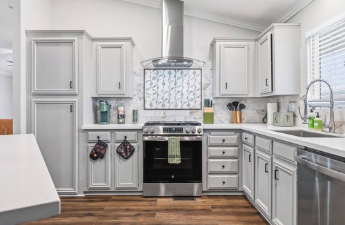 Holiday Shores House | Game On! River Getaway Sleeps 10 in Bullhead City