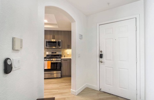 Desert Paradise Estates Apartment | Golf Lover's CozySuites Kierland Commons