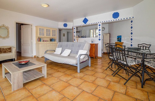 Aleria House | Gorgeous home in Aleria