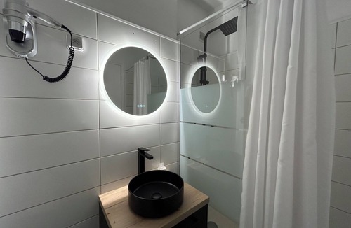 Porto-Vecchio Hotel | Hôtel Aiglon Bylitis