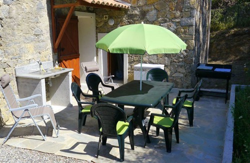 Ventiseri House | Haus mit Garten, Grill und Terrasse by Interhome
