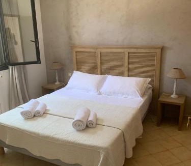 Biguglia House | Haut de villa casa di l onda piscine partagée