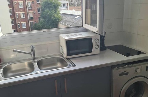 Clichy Apartment | Homerez - Bright Studio in Clichy 27 m² + parking