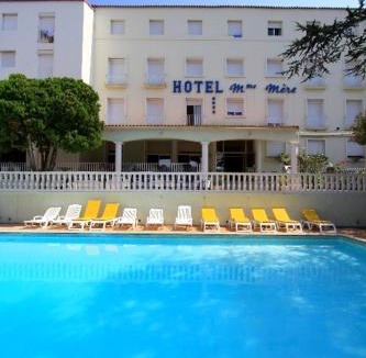 Saint-Florent Hotel | Hotel Madame Mere
