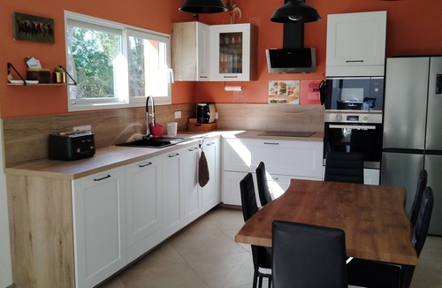Morta Villa | House 6pers, garden, BBQ, paddle, between sea and mountains. Sea 5mn, shops 3mn