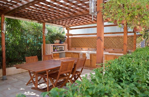 Verghia House | Ideally located creek 50m away, famous Argent beach 500m away, close to the forest.