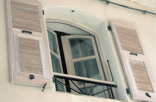 Bonifacio Apartment | IN THE HEART OF THE HISTORIC CENTER, BONIFACIAN APARTMENT FOR 2-3 PEOPLE