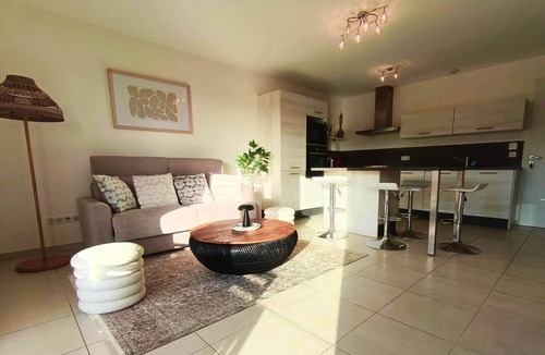 Pietrosella Apartment | L'Écrin d'Olmo: Charming & spacious terrace in a peaceful setting