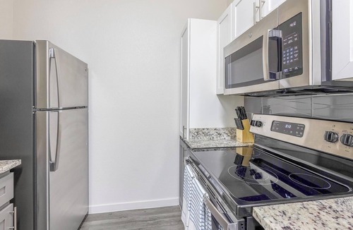 Tempe Apartment | Landing | Incredible 1BD, Rooftop Lounge, Gym