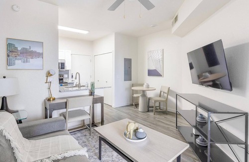 Tempe Apartment | Landing | Modern 1BD, Game Room, Pool