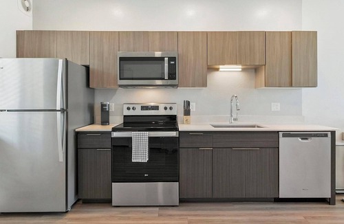 Goodyear Apartment | Landing | Modern Studio, Pool, Courtyard