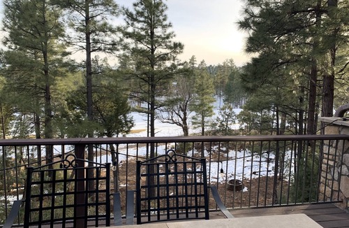 Torreon House | Large beautiful cabin home with hot tub under the pine trees.