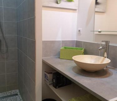 Saint-Marcel-d'Aredeche House | Le Clos du Grand Chêne - gîtes 4 étoiles -