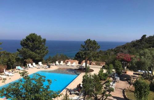 Sari-Solenzara Villa | Le Thyreneen