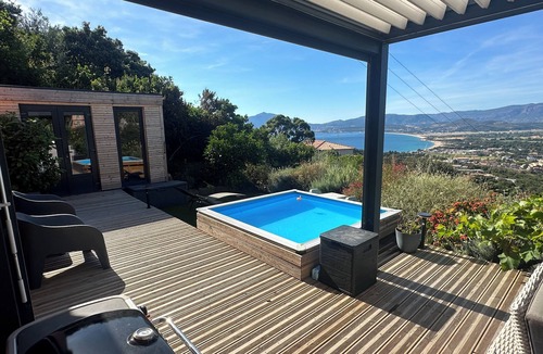 Porticcio Apartment | Le Vignoble: Havre de Paix 2 ou 4pers à Porticcio Avec Piscine Privée et vue mer