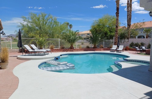 Green Valley House | Legacy GOLF Frontage, Pets Ok 5/3 Htd POOL/SPA BBQ,Firepit,10 min strip!