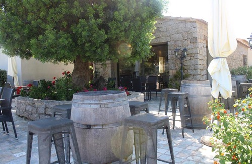 Alata Hotel | Les Bergeries d'Alata Hôtel de charme & suites avec piscine