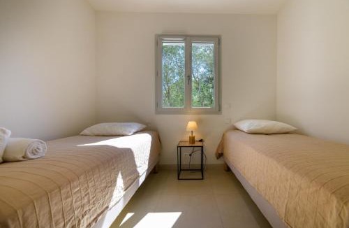 Santa Giulia House | Les Pins de Santa Giulia