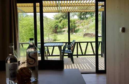 Bastelicaccia Ski Chalet | Logement Proche D'ajaccio et des Plages de Porticcio Pour 4 Personnes