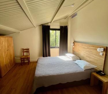 Porto Hotel | Logis Hotel Le Lonca
