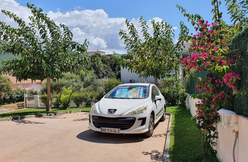 Molini Apartment | Lower villa, 1.7 km from Agosta beach, air-conditioned BBQ, terrace & private parking