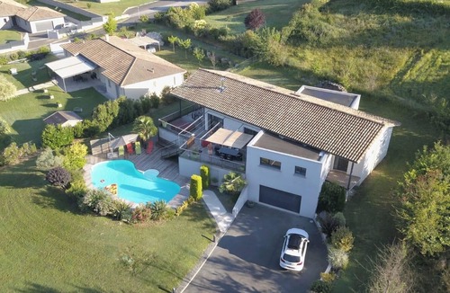 Cenac Villa | LUXURY Contemporary House near BORDEAUX and VINEYARDS