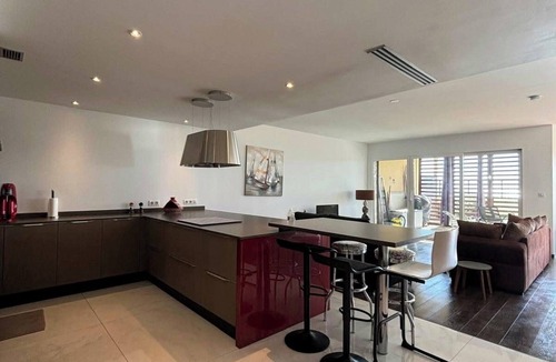 Pietrosella Apartment | Luxury T3 apartment, seafront residence