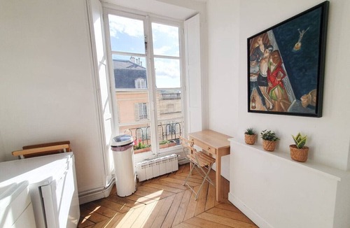 Saint-Louis Apartment | Magnificent apartment in the heart of Versailles