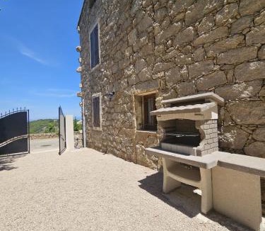 Coti-Chiavari House | Maison Fernand & Marie Claire