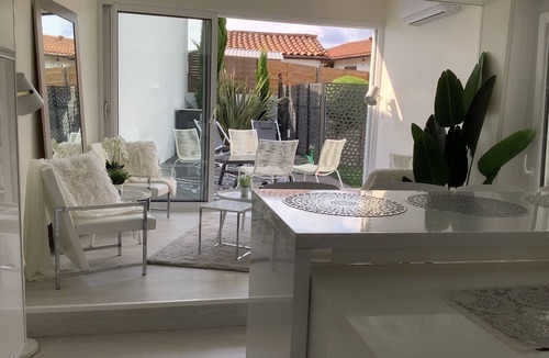 Anglet House | MAISON LITTLE WHITE HOUSE
