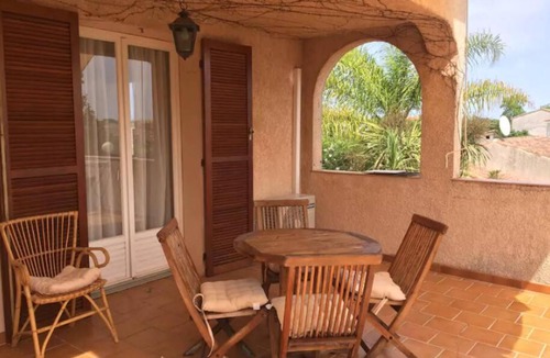 Ghisonaccia Apartment | Mare è Monte , jardin méditerranéen et exotique.