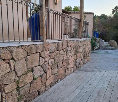 Bonifacio Villa | Mer & Maquis