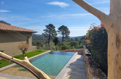 Pinarellu House | Mini villa for 2 persons with beautiful view near natural pools with swimming pool