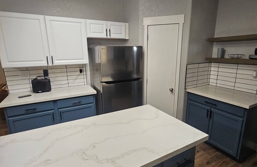 Tonopah House | Modern Desert Farmhouse on 1.5 Acres – Fresh Air & Sunset Views