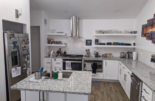 Downtown Tucson House | Modern open floor plan 3BR house near downtown, street car and Mercado