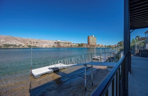 Bullhead City House | Modern Riverfront Escape Brand-New Remodel – NEW LISTING ON VRBO