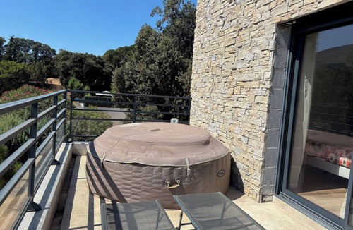 Cauro Villa | Modern villa with Spa and beautiful mountain view, near beaches and Ajaccio