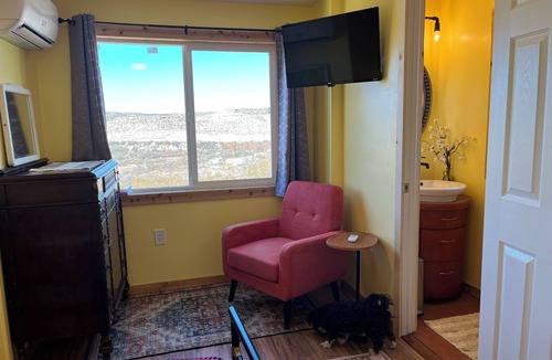 Rimrock Cottage | nCozy Copper Casita on Guardian Ridge! Sedona Views/Pets/Private/2 acres